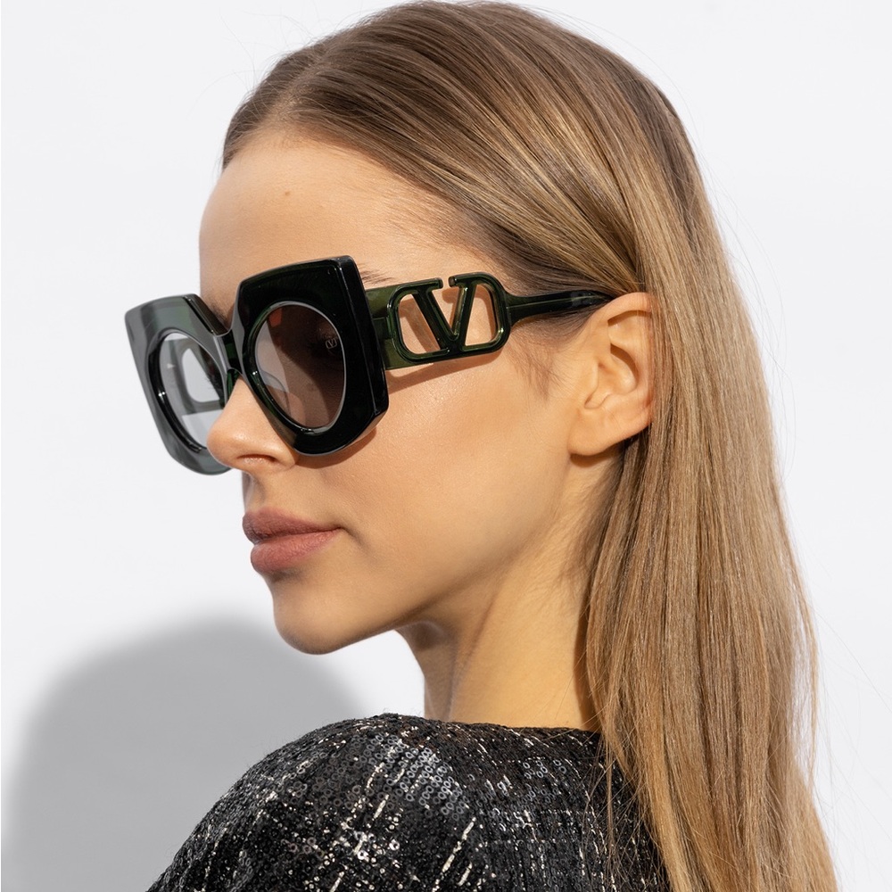 Valentino Bold Green Sunglasses “v-soul”